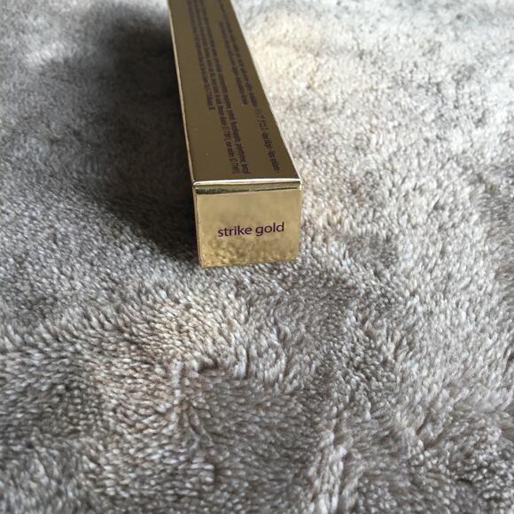 Tarte Tarteist Shimmering Lip Paint - Strike Gold 6ml. 0.2 Fl. Oz. - Picture 4 of 4